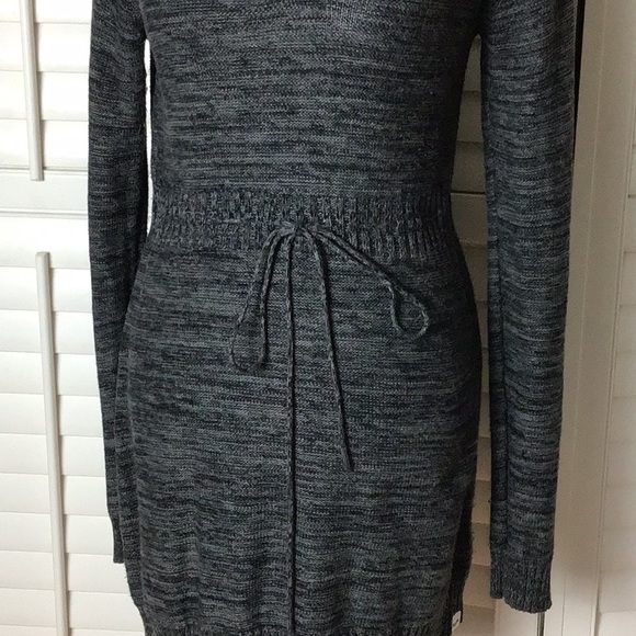 Roxy Gray Hooded Tunic Length Sweater - Picture 2 of 5